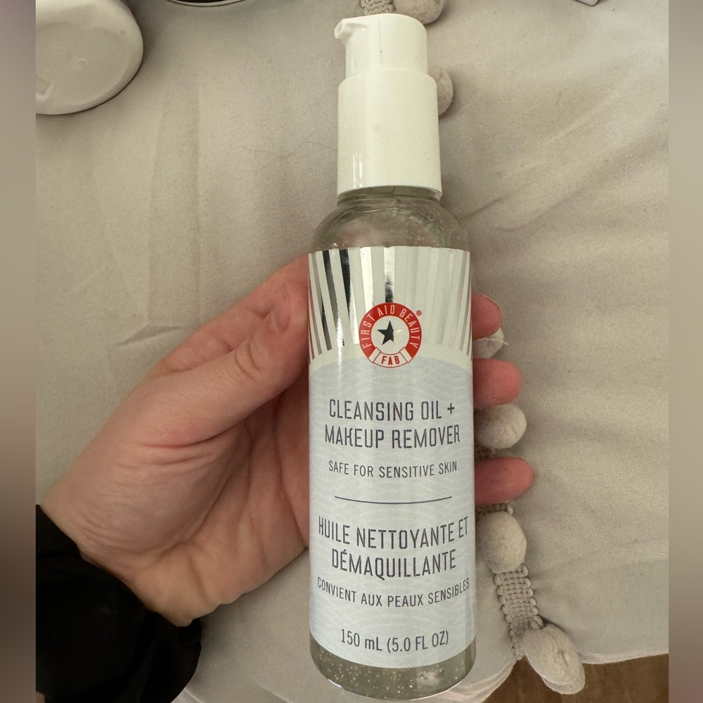 First Aid Beauty Makeup Remover + Cleansing oil